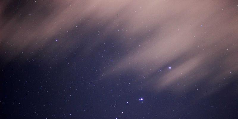 当5G遇见孟菲斯风格:解码企业数字化转型中的编程新范式与挑战